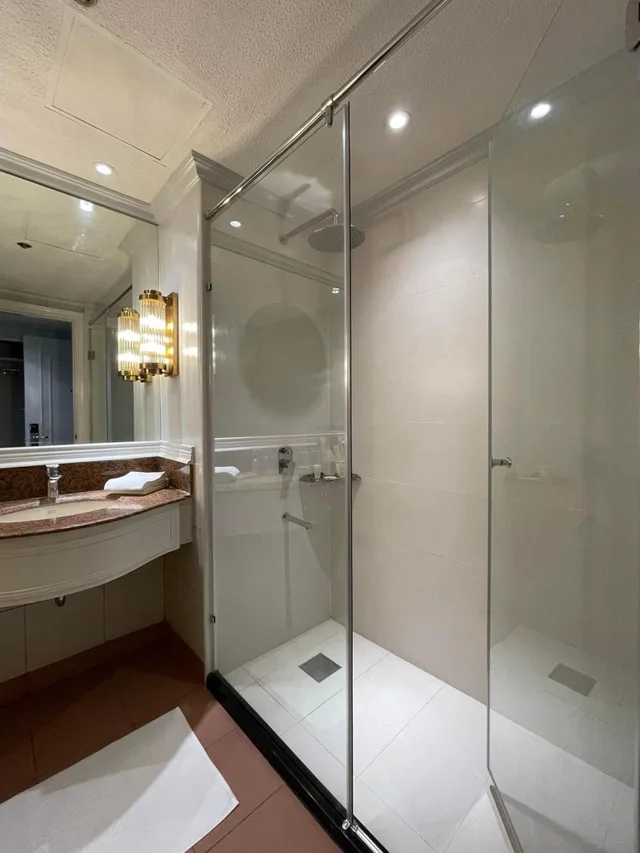 Deluxe, Double or Twin Bed, Grand Regal Hotel Davao 4/4
