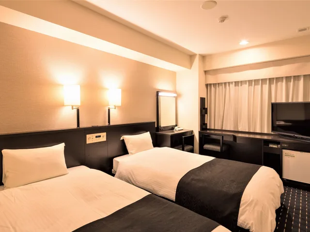 غرفة بسريرين منفصلين بغرفتي نوم للمدخنين، Apa Hotel Niigata Furumachi 3/6