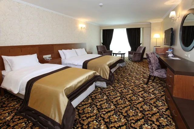 جناح بسرير مزدوج وسرير فردي، ARYA HOTEL SAKARYA 2/2