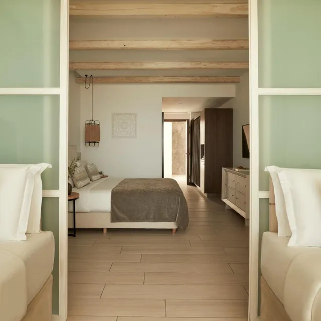 Family, Single Bed, Inland View, Residence Area، Mare Ayia Napa 1/4