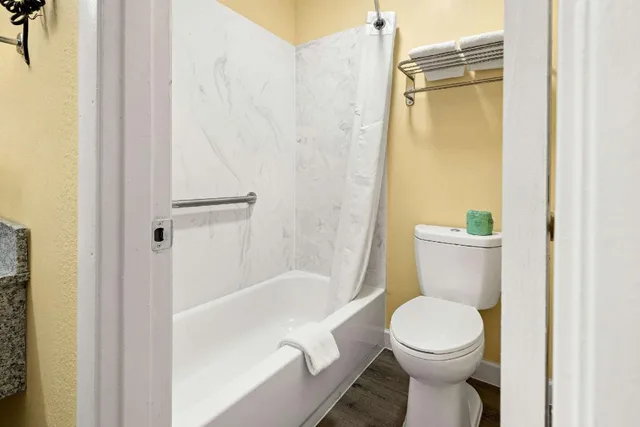 غرفة بسريرين كوين، Rodeway Inn Oxford, AL 6/7