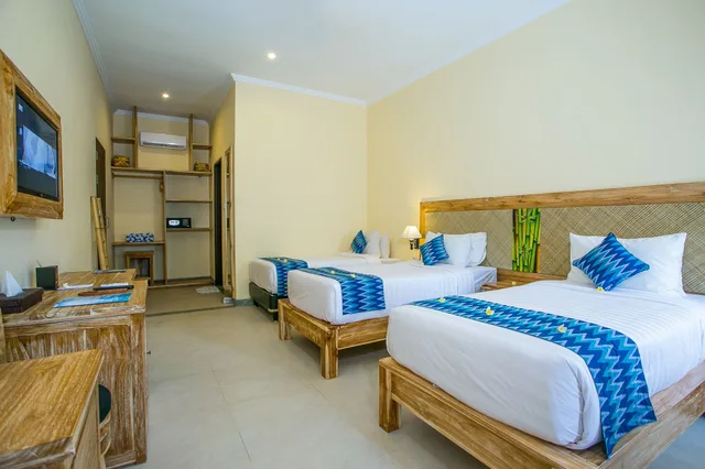 Original, Family, 1 King and 1 Single Beds, Garden View، Ashyana Candidasa Ex Fajar Candidasa Beach Bungalow 4/10