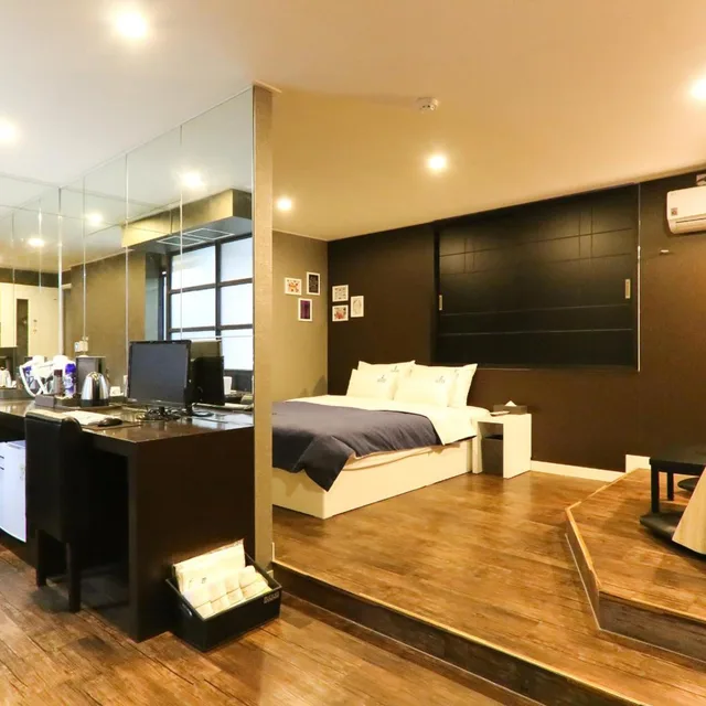 غرفة ديلوكس بسرير مزدوج، Louis Hotel 3/10