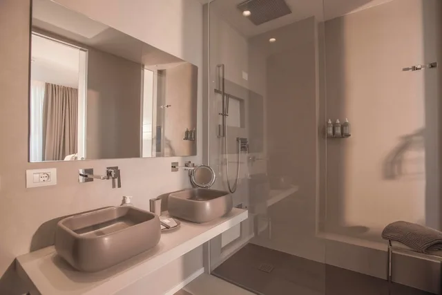 Oriente, Deluxe, Suite, King and Twin Beds, Sea View، Hotel Sans Souci 4/4