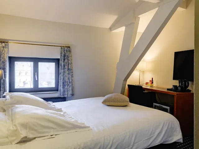 غرفة قياسية ثلاثية، Hotel Gravensteen 2/3