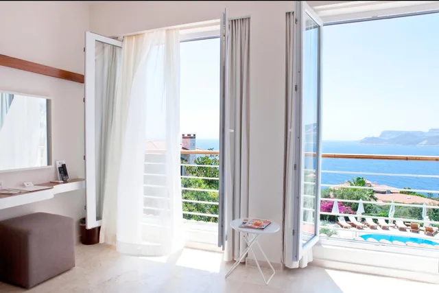 غرفة ديلوكس عائلية بإطلالة على البحر، Olea Nova Boutique Hotel 9/10