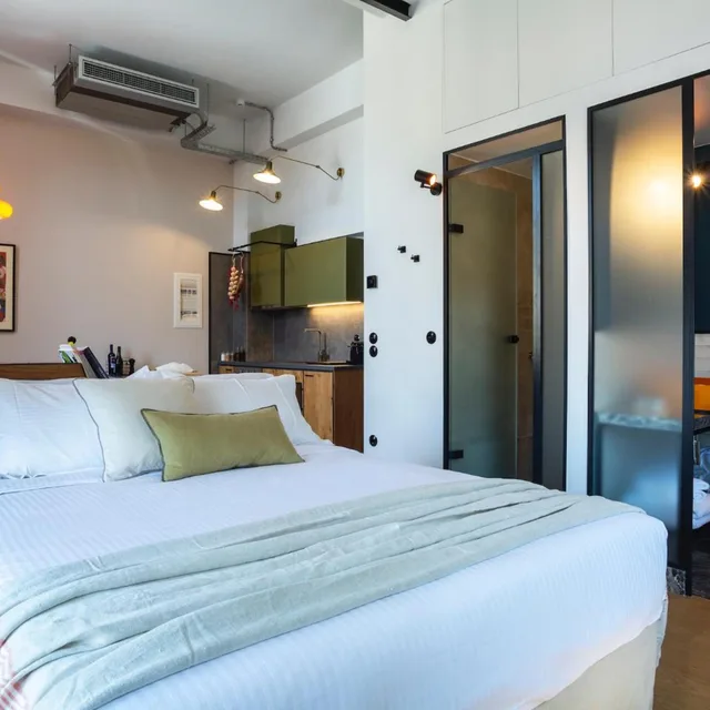 استوديو بسرير كينج، The Foundry Suites Athens 1/3