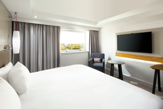 غرفة بريميوم بسرير كينج مع دخول صالة النادي، Crowne Plaza Harrogate 4/10