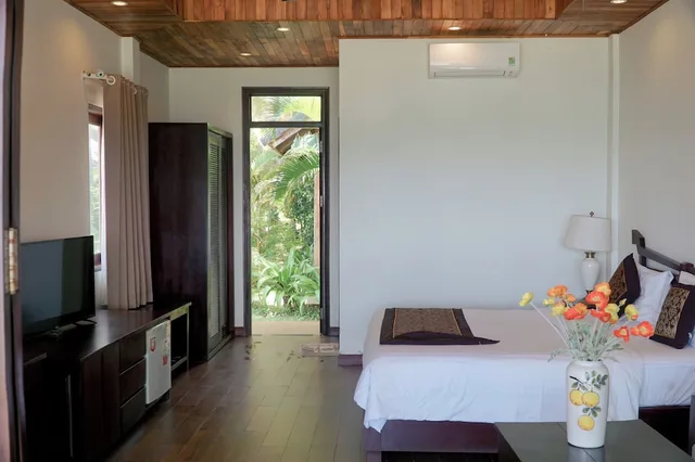 غرفة قياسية بسرير كينج بإطلالة على الحديقة، Tropicana Resort 3/10