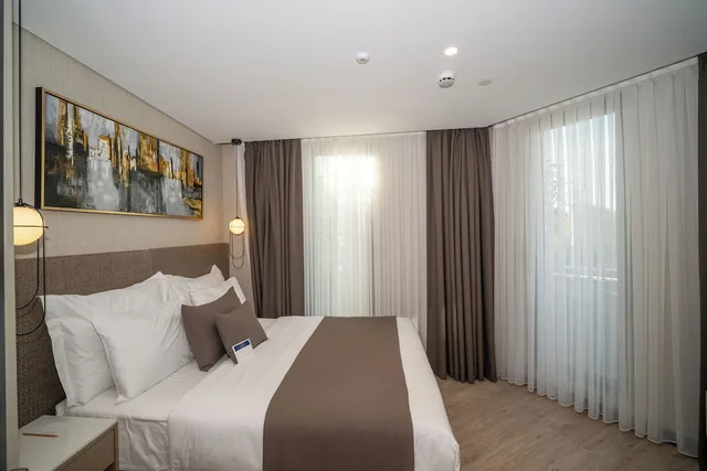 جناح سوبيريور بسريرين كينج مع أريكة، Rayelin Hotel Old Town 1/8