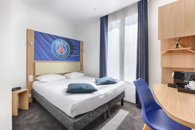 غرفة مفردة بسرير فردي، Hotel de Paris 1/4