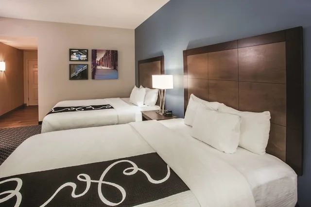 غرفة بسريرين كوين، La Quinta Inn Suites By Wyndham Chicago Downtown 1/10