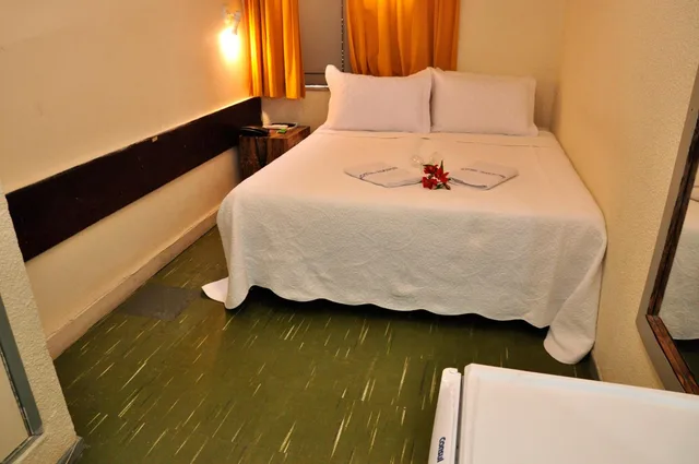 غرفة بسرير مزدوج، HOTEL RIAZOR 1/1