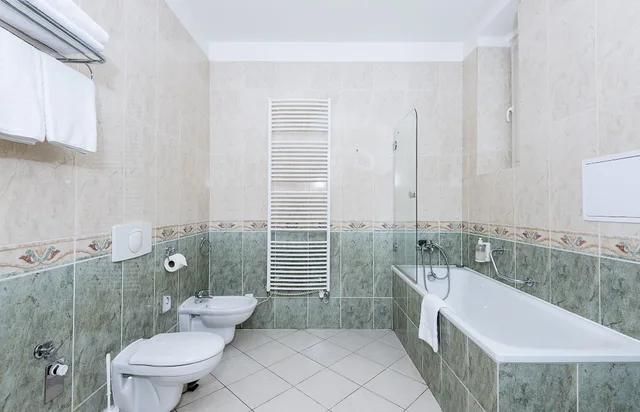 شقة بسرير كوين وسرير فردي بشرفة بغرفتي نوم، Hotel Residence Romanza 5/6
