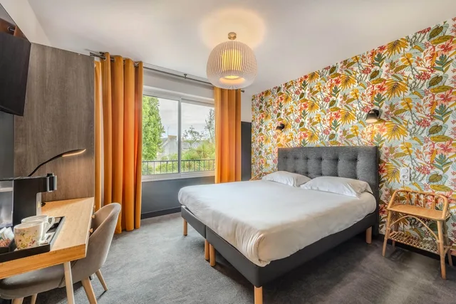 غرفة كومفورت بسرير كوين، Hotel the Originals Roscoff Armen Le Triton 2/10