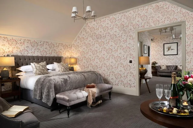 Courtyard, Suite, King Bed, Garden View، Mount Juliet Estate, Autograph Collection 1/2