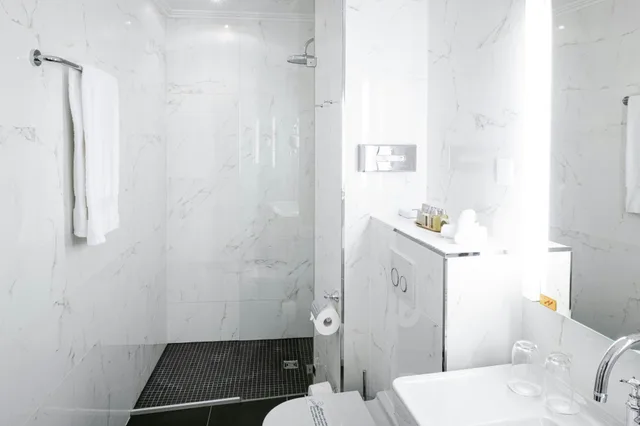 غرفة بسريرين منفصلين، Grand Hotel Suisse Majestic 3/4