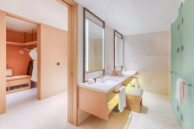 Monogram Suite Double Ocean View، Shilla Monogram Danang 5/6