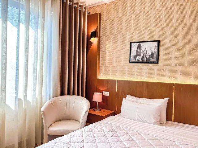 غرفة قياسية مزدوجة، Tirana International Hotel and Conference Centre 4/10