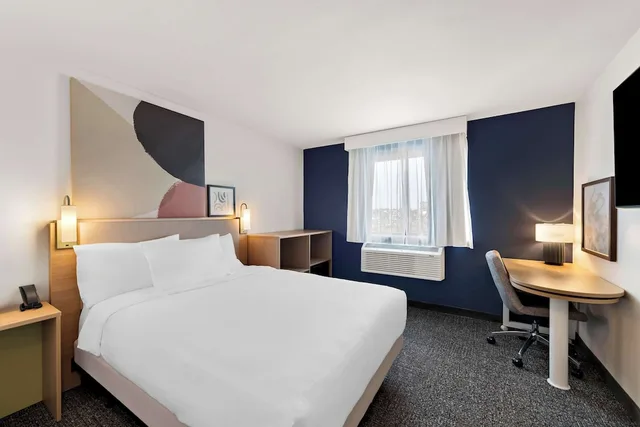 غرفة بسرير كوين لذوي الإعاقة، Spark by Hilton Norfolk 2/5