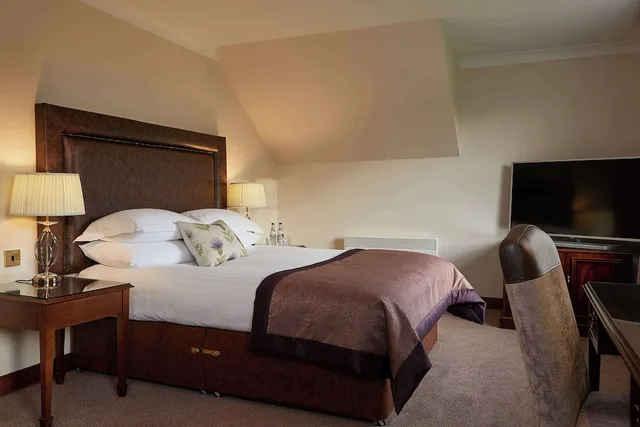 غرفة قياسية بسرير مزدوج لذوي الإعاقة، Macdonald Drumossie Hotel 2/4