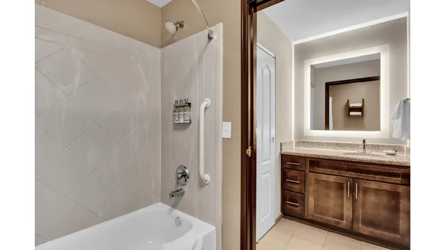 جناح بغرفتي نوم لذوي الإعاقة، Staybridge Suites Salt Lake-West Valley City 5/5