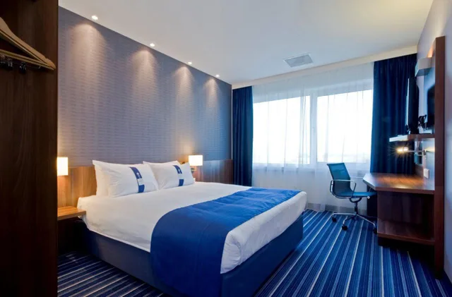 غرفة قياسية بسرير مزدوج، Holiday Inn Express London - Vauxhall Nine Elms 2/4