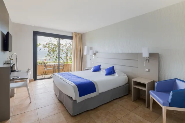 غرفة كومفورت بسرير كوين، Best Western Plus Hotel San Damianu 4/5