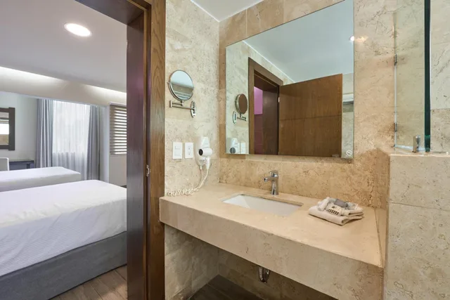 Deluxe, Double Bed, Hotel Estancia Business Class 8/10