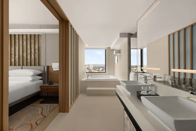 جناح تنفيذي بسرير كينج، Chiang Mai Marriott Hotel 2/2