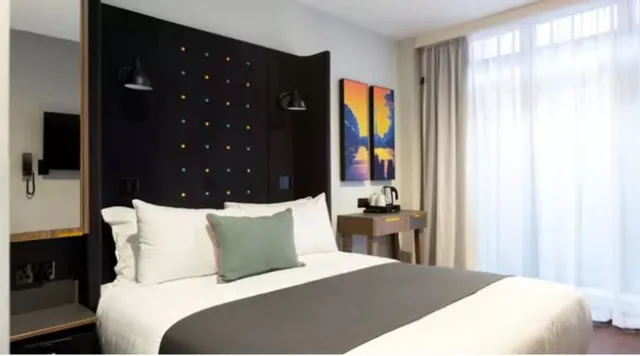 غرفة قياسية بسرير مزدوج، Point A Hotel Dublin Parnell Street 1/2