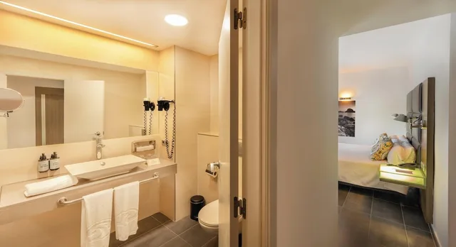 جناح مفردة بسرير مزدوج، Palladium Hotel Cala Llonga - Adults Only 7/10