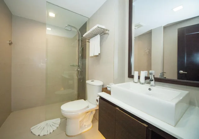 غرفة سوبيريور بسرير كينج، Fairways And Bluewater Newcoast Boracay 5/5