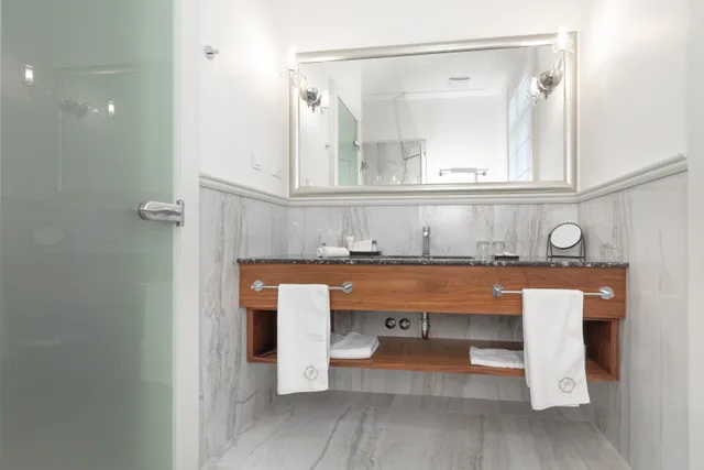 غرفة قياسية بسرير مزدوج أو سريرين منفصلين، Le Premier Boutique Hotel 3/3