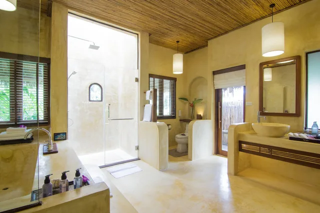 Pool, Deluxe, Villa, King Bed، High Season Pool Villa Spa 8/8