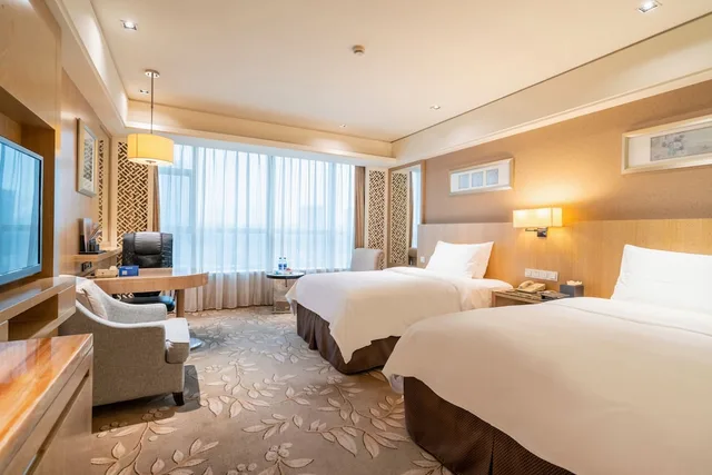Deluxe Twin Bed Room, Quanzhou C&D Hotel 4/10