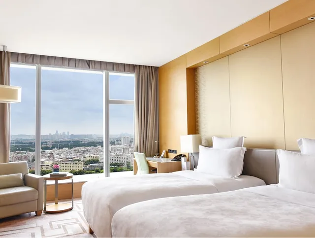 Club, Executive, Twin Beds, Langham Place Hotel Guangzhou 4/10