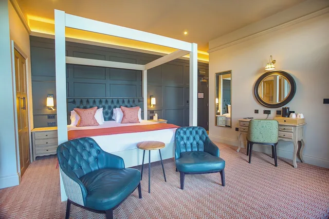 Four Poster, Double Bed، Royal Hotel Whitby 6/10