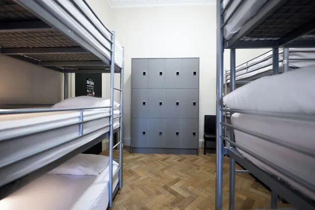 Mixed Dorm, Standard, 18 Beds, Shared Bathroom، The West End Hotel 6/7