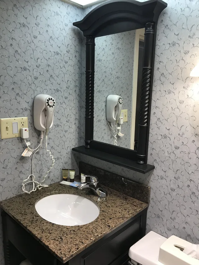 غرفة قياسية بسريرين كوين، Heritage Hotel Lancaster 5/6