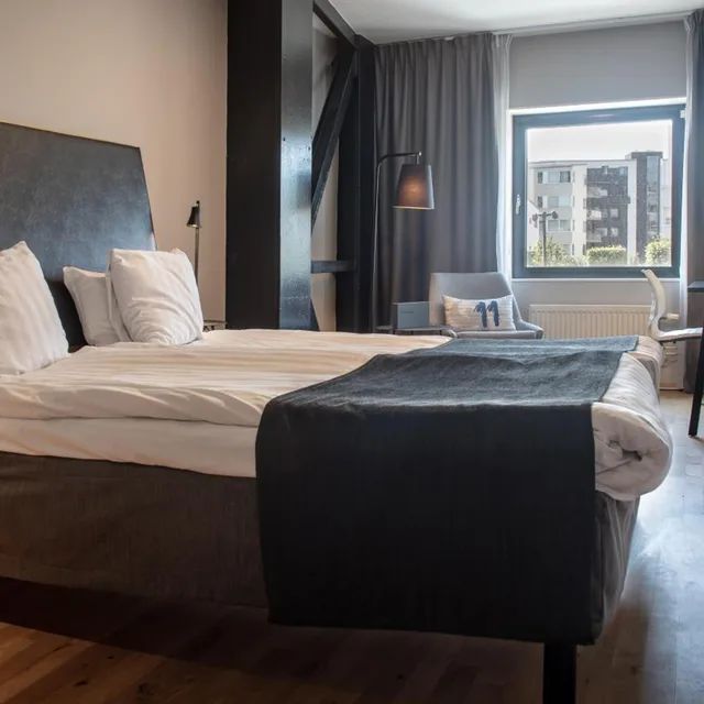 غرفة قياسية بسرير كينج، Quality Hotel 11 4/7