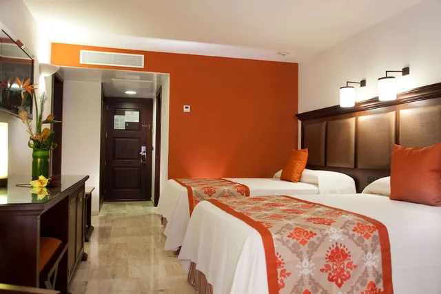 Deluxe, King Bed, Ocean Front، Grand Palladium Vallarta Resort Spa All Inclusive 4/10