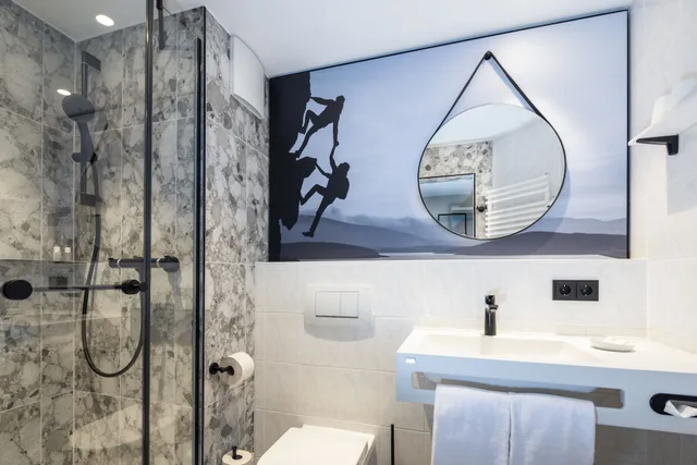 Room, Double Bed, Courtyard Area، Hotel Konigssee 3/3