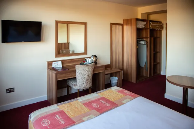 غرفة قياسية بسرير مزدوج، West County Hotel 5/9