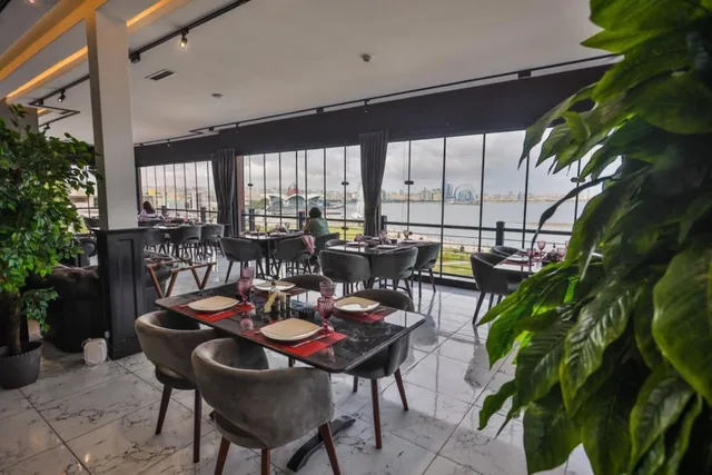 Zamzam Hotel, Baku 35/50