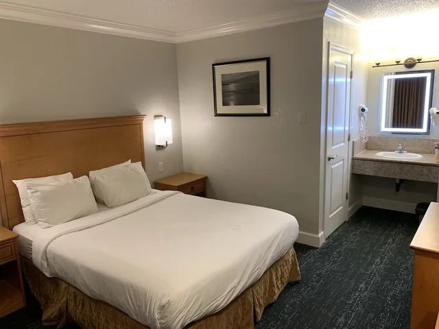 غرفة بسرير كوين، Stargazer Inn And Suites 4/10