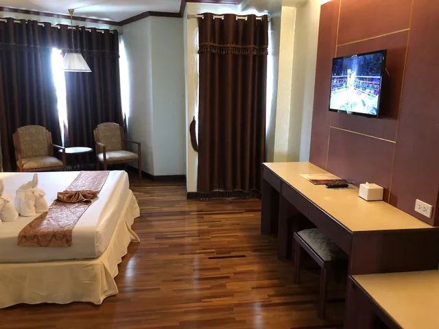 غرفة ديلوكس بسرير كينج، Thong Tarin Hotel 9/10