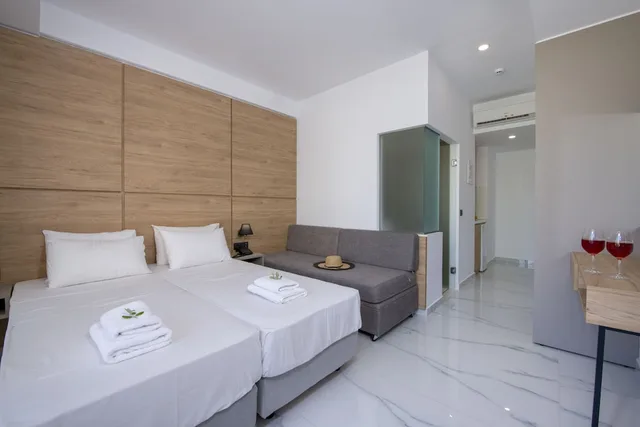 Superior, Twin Beds, Pool View, Sofa, Marika Hotel Chania 3/6