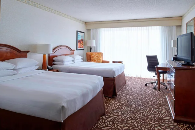 Concierge, 2 Double Beds، Marriott Milwaukee West 1/2