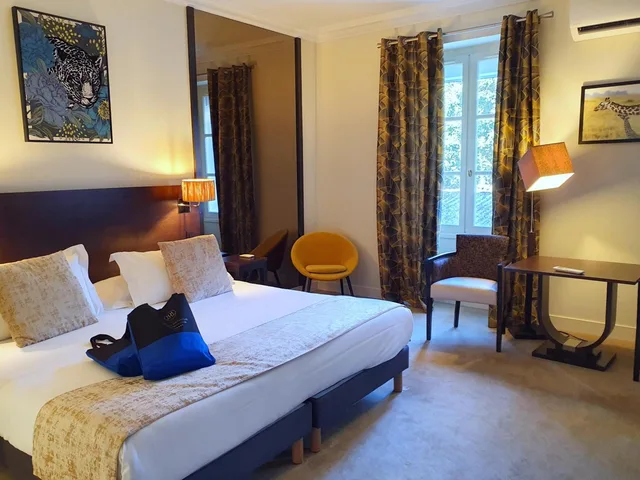 Family, House, Double or Twin Bed, Annex، La Cote Saint Jacques And Spa 3/9
